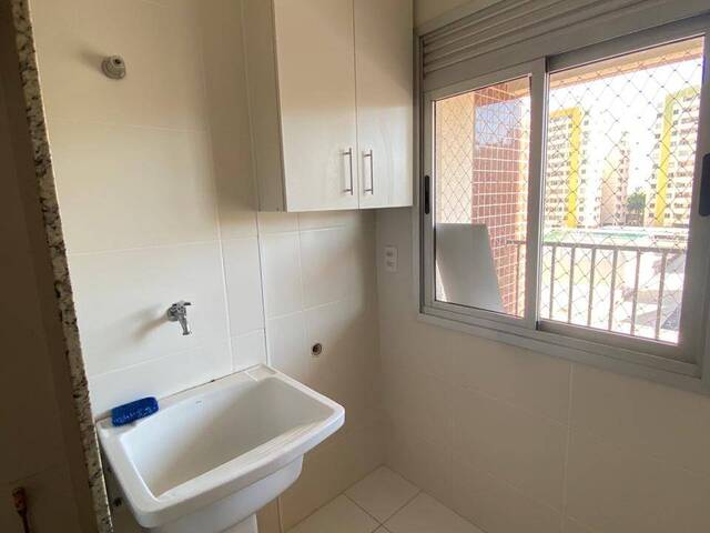 Apartamento para Venda em Cuiabá - 2