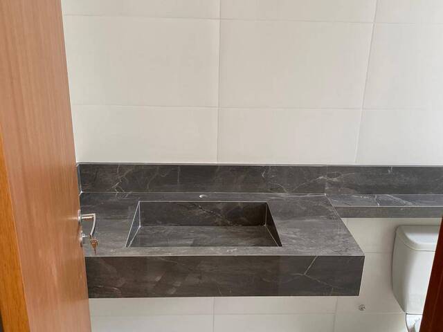 Casa para Venda em Cuiabá - 3