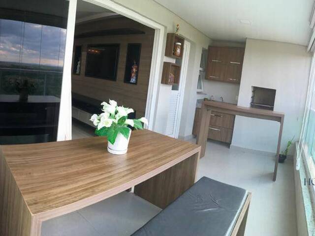 Apartamento para Venda em Cuiabá - 3