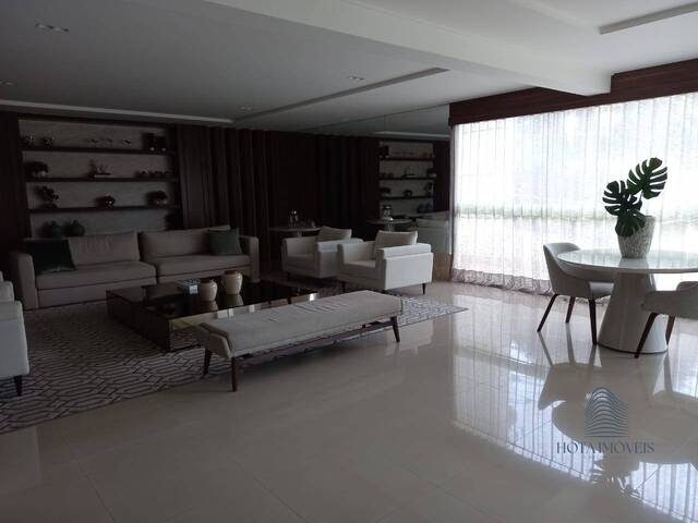 Apartamento para Venda em Cuiabá - 2