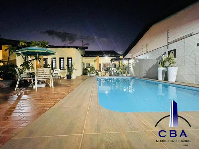Casa para Venda em Cuiabá - 2
