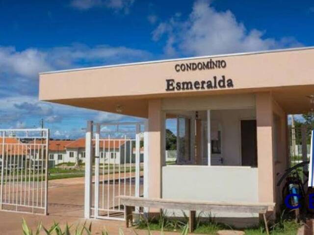 Casa para Venda em Várzea Grande - 3