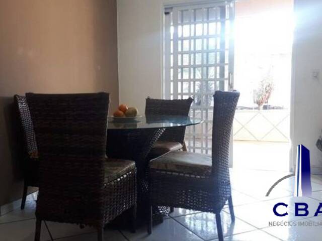 Casa para Venda em Várzea Grande - 3