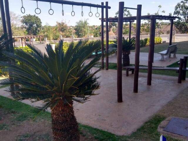 Apartamento para Venda em Várzea Grande - 3