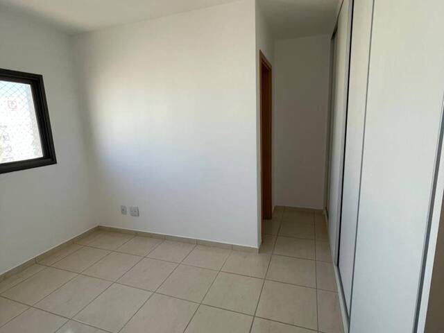 Apartamento para Venda em Cuiabá - 5