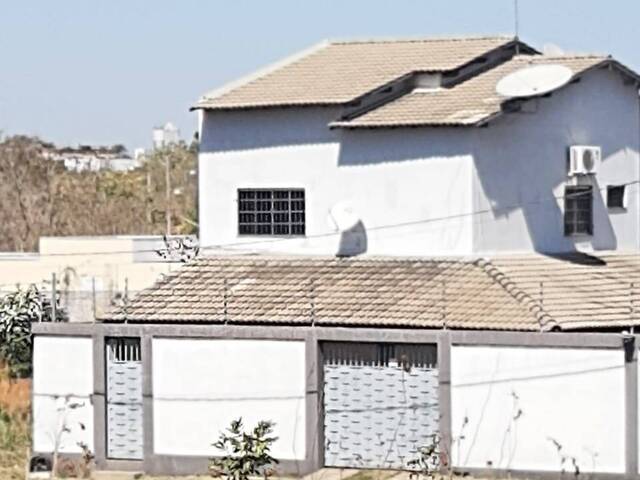Casa para Venda em Cuiabá - 2