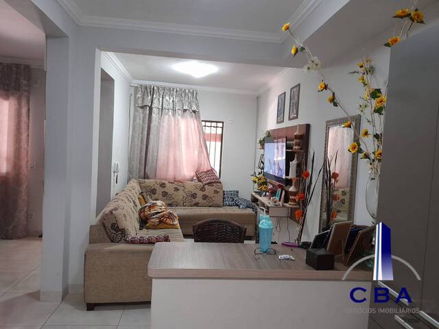 Casa para Venda em Cuiabá - 2