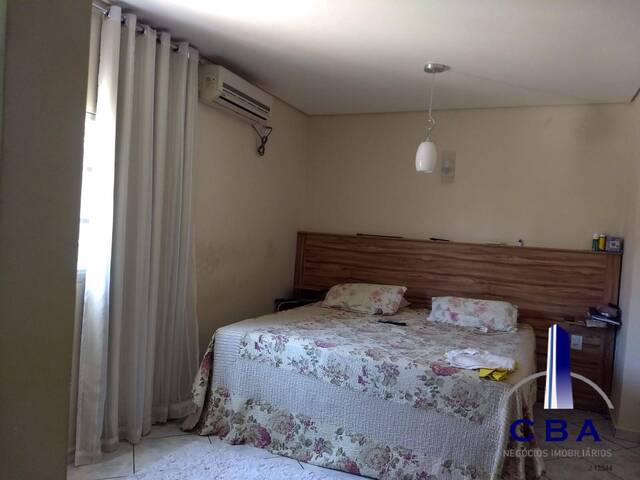 Casa para Venda em Cuiabá - 2