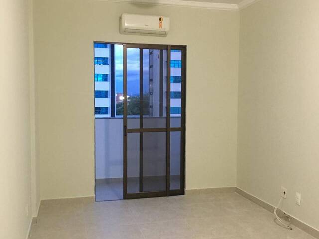 Apartamento para Venda em Cuiabá - 2
