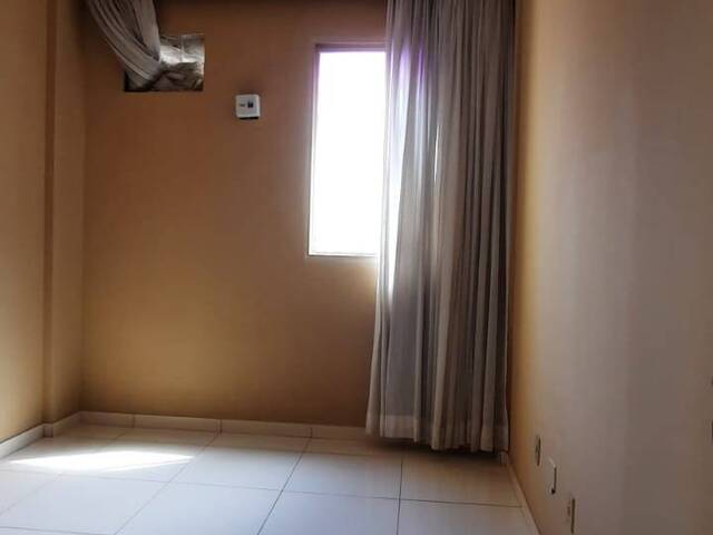 Apartamento para Venda em Cuiabá - 4