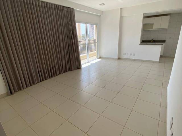 Apartamento para Venda em Cuiabá - 2