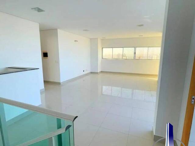 Apartamento para Venda em Cuiabá - 2