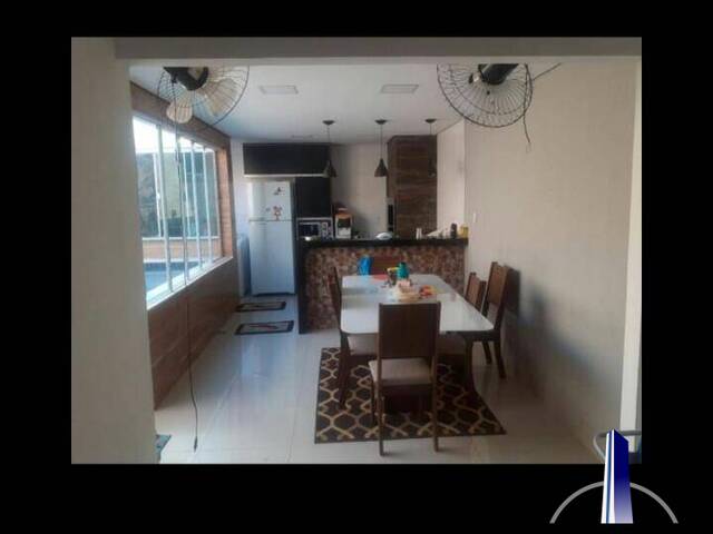 Casa para Venda em Cuiabá - 2