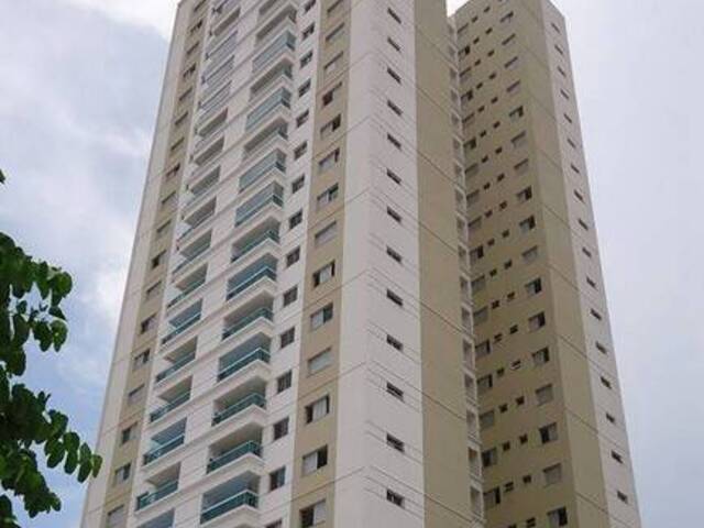 Apartamento para Venda em Cuiabá - 2