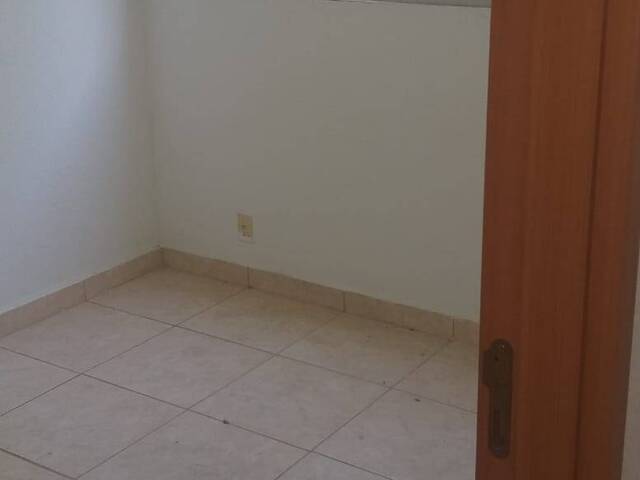 Apartamento para Venda em Cuiabá - 2