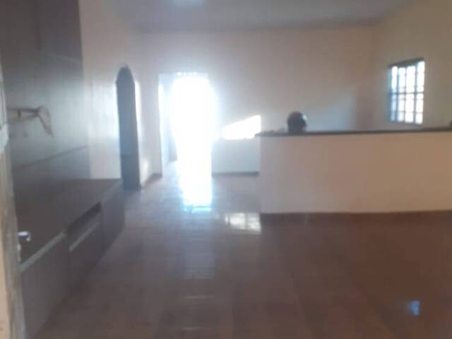 Casa para Venda em Várzea Grande - 2