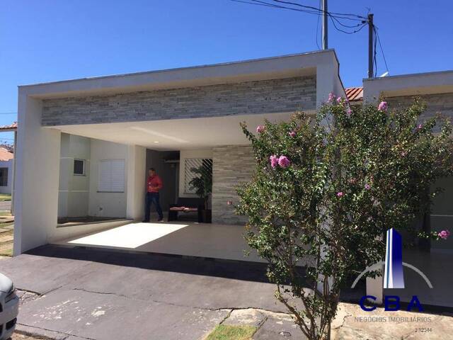 Casa para Venda em Cuiabá - 2