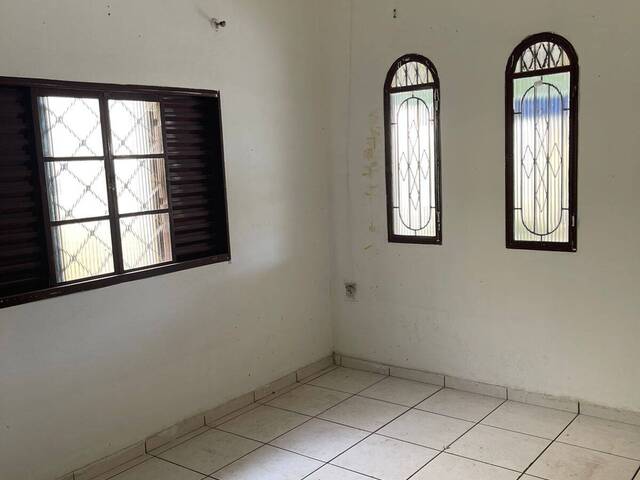 Casa para Venda em Cuiabá - 5