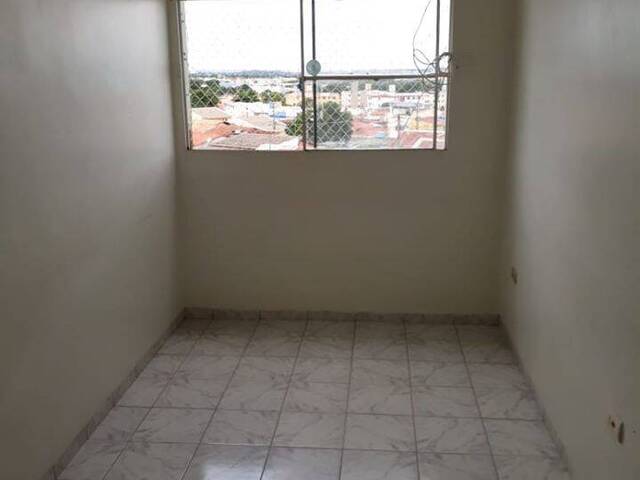 Apartamento para Venda em Cuiabá - 3