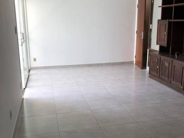Apartamento para Venda em Cuiabá - 3
