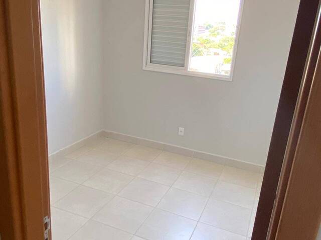 Apartamento para Venda em Cuiabá - 3