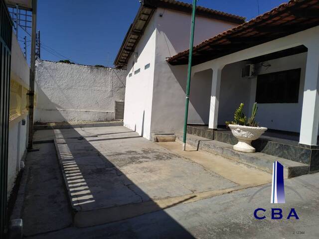 Casa para Venda em Cuiabá - 2