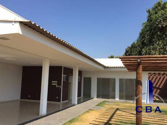 Casa para Venda em Cuiabá - 2
