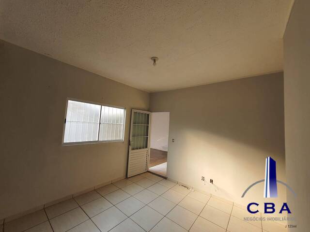 Casa para Venda em Cuiabá - 2