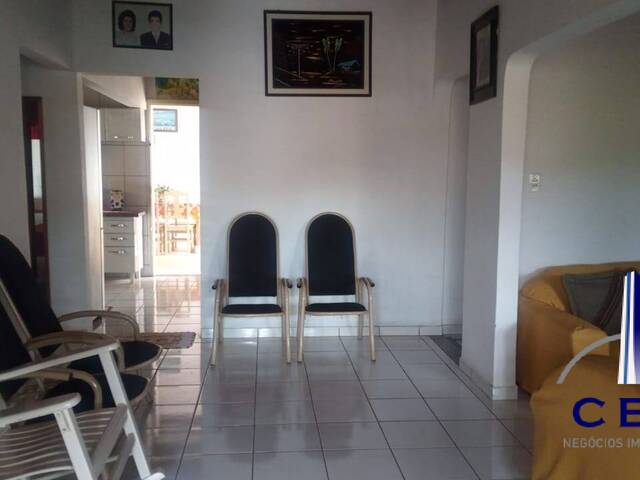 Casa para Venda em Cuiabá - 3