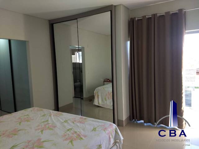 Apartamento para Venda em Cuiabá - 2