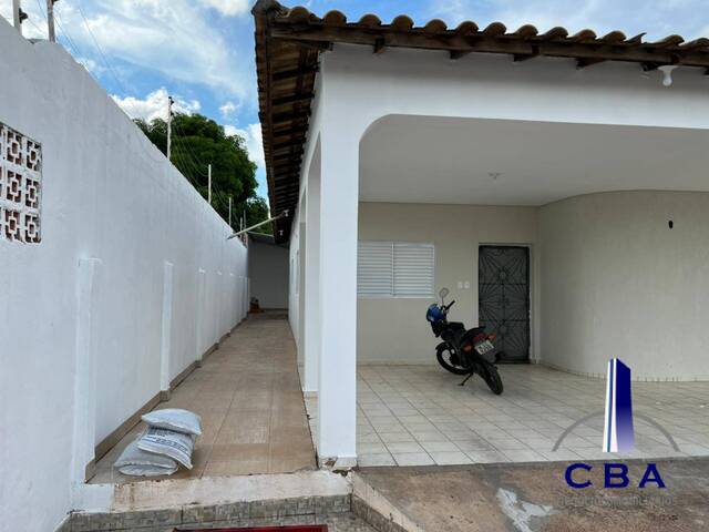 Casa para Venda em Cuiabá - 2