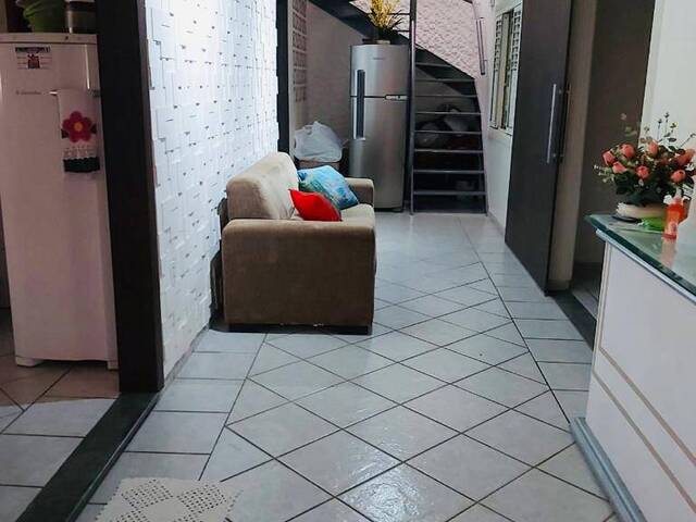 Casa para Venda em Cuiabá - 2