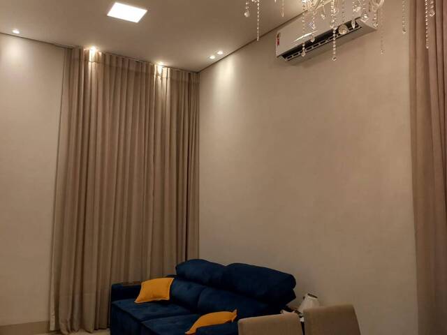 Casa para Locação em Cuiabá - 2