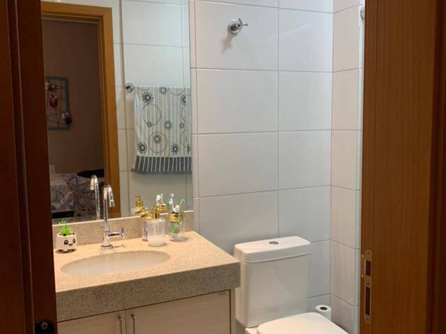 Apartamento para Venda em Cuiabá - 2