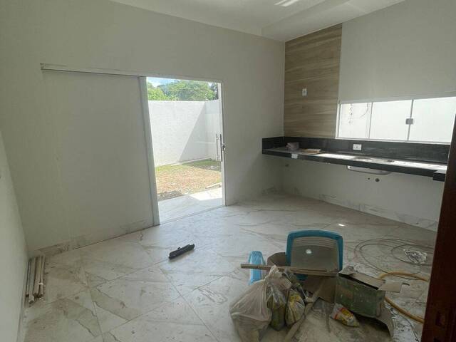 Casa para Venda em Cuiabá - 2