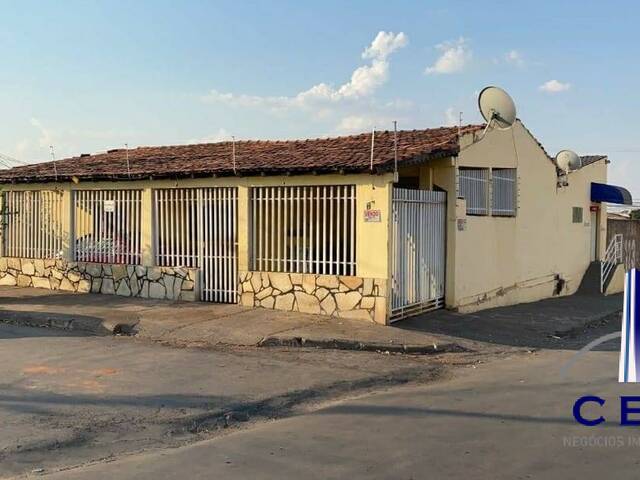 Casa para Venda em Cuiabá - 2