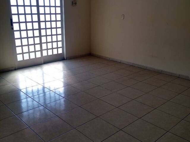 Casa para Venda em Cuiabá - 5