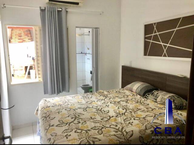 Casa para Venda em Cuiabá - 2