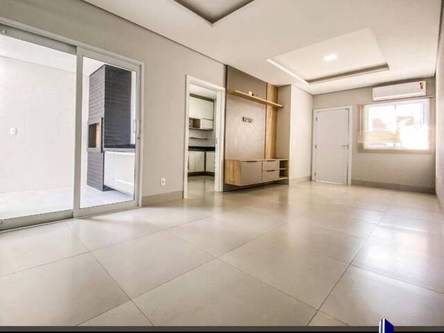 Casa para Venda em Cuiabá - 2