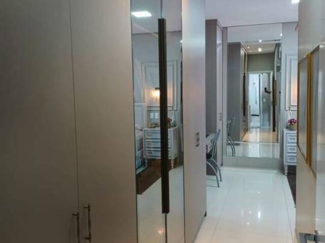 Apartamento para Venda em Cuiabá - 4