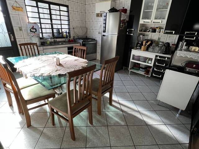 Casa para Venda em Cuiabá - 2