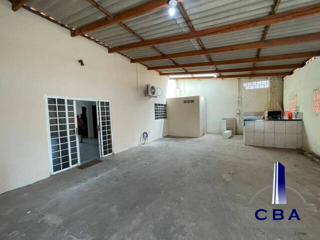 Casa para Venda em Cuiabá - 2
