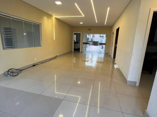 Casa para Venda em Cuiabá - 3