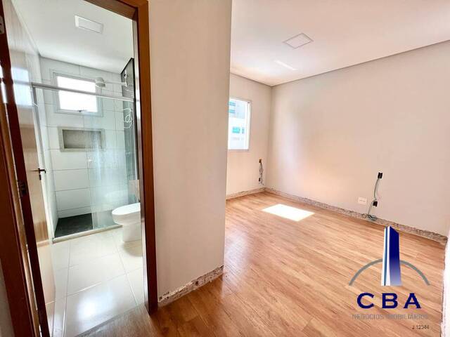 Apartamento para Venda em Cuiabá - 4