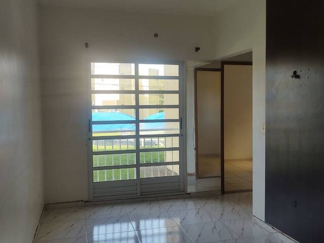 Apartamento para Venda em Cuiabá - 2