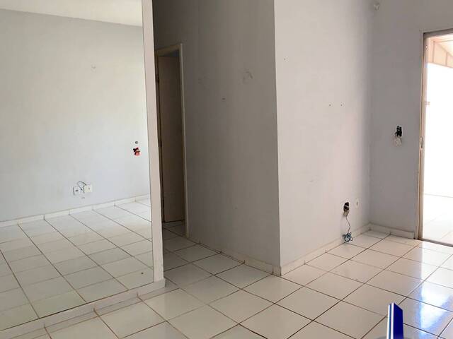 Apartamento para Venda em Cuiabá - 2