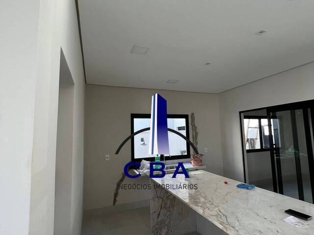 Casa para Venda em Cuiabá - 3