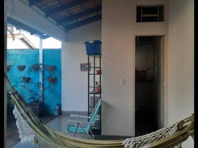 Casa para Venda em Várzea Grande - 4