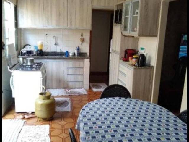 Casa para Venda em Cuiabá - 3