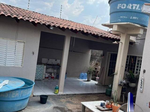 Casa para Venda em Cuiabá - 3